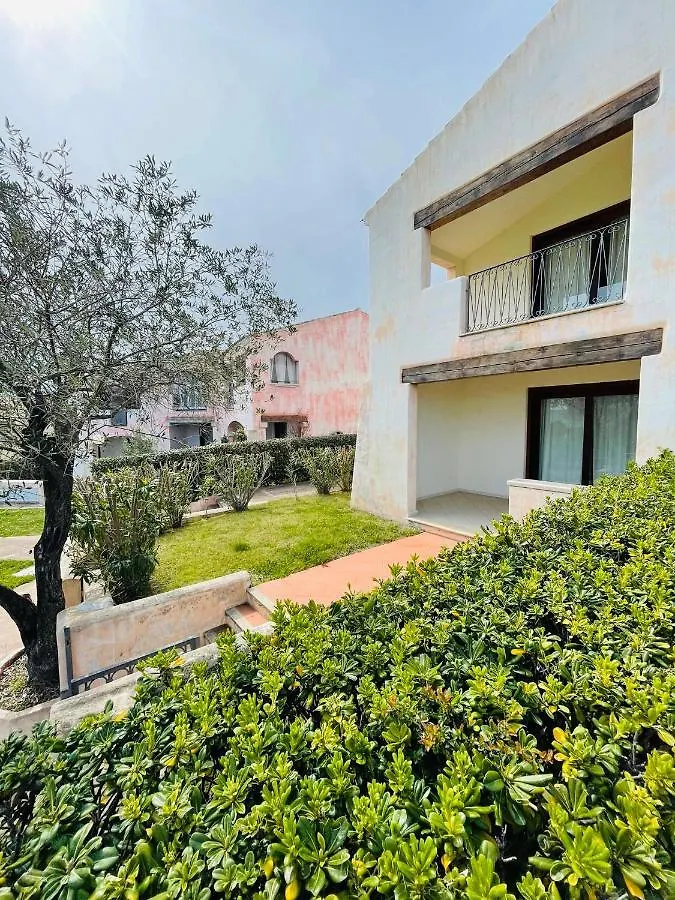 Residence L'uliveto Budoni 0*,  Italia